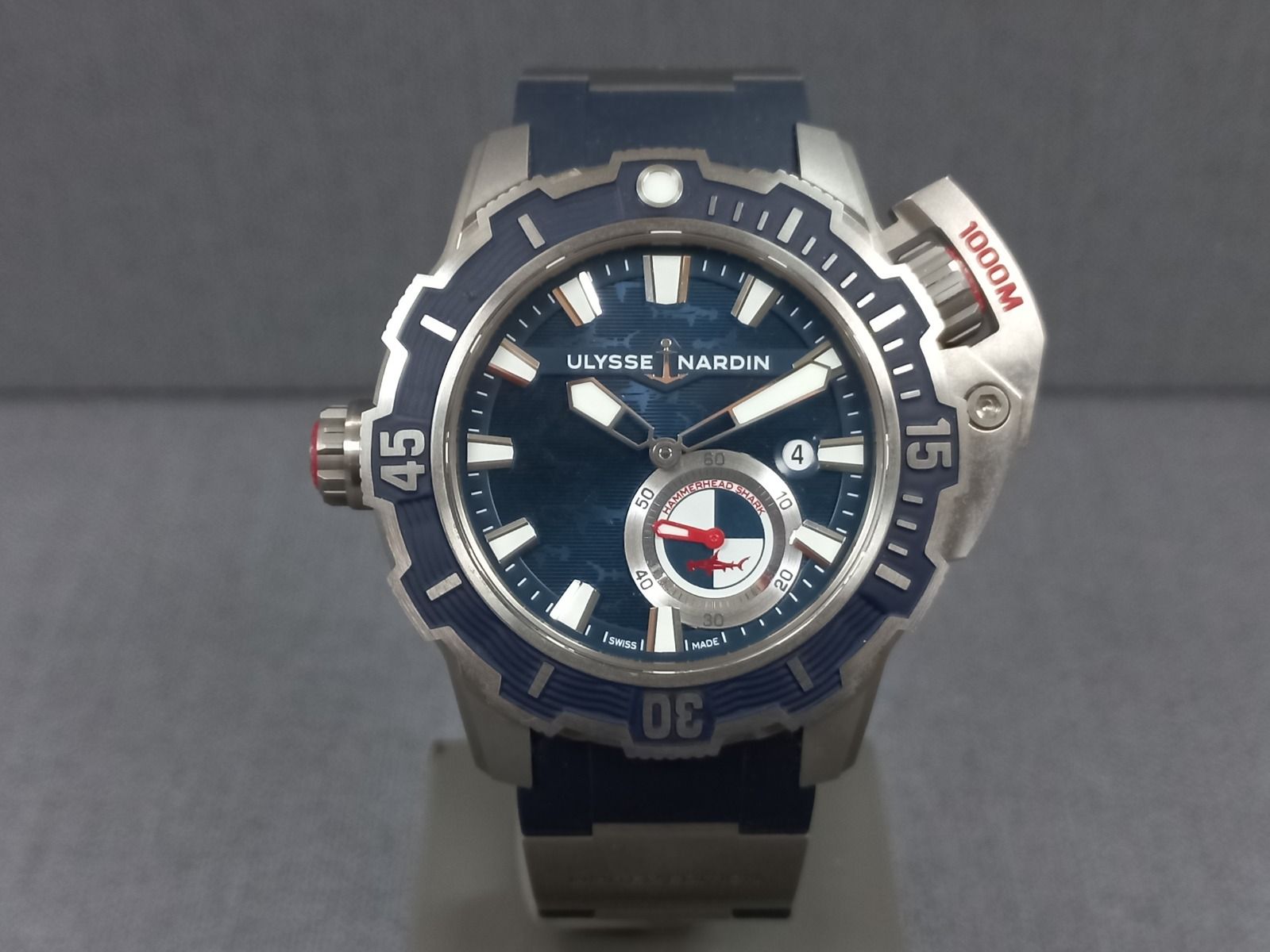 Ulysse Nardin Hammerhead Shark Diver Deep Dive Hammerhead Shark Limited Edition 3203-500LE-3/93-HAMMER