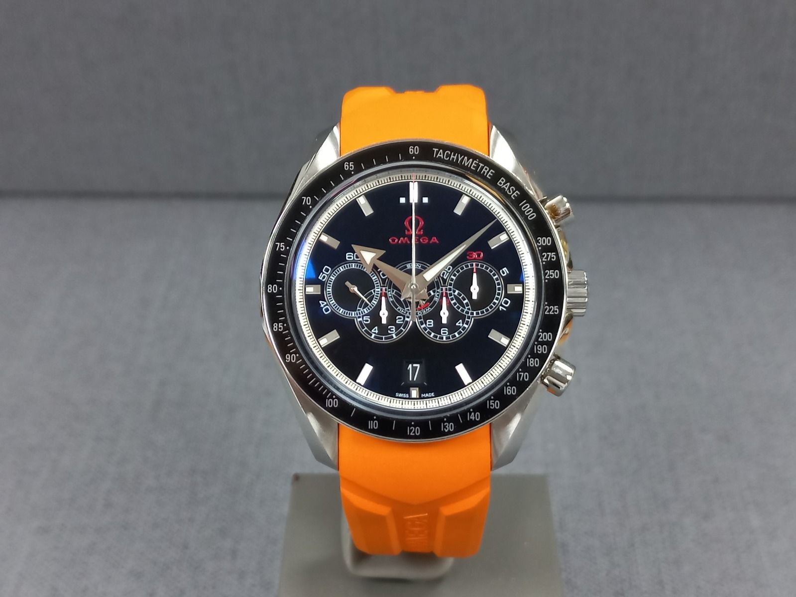 Omega Speedmaster Broad Arrow Olympic 321.33.44.52.01.001