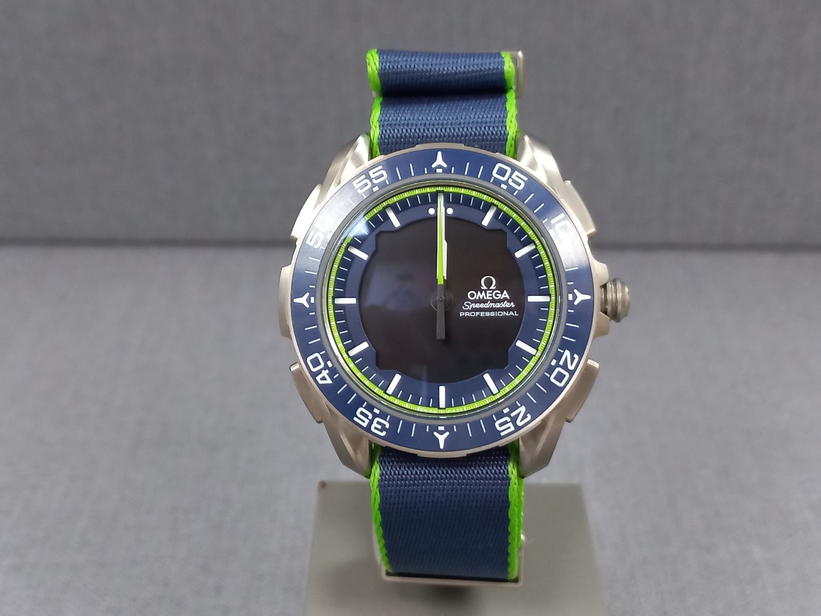 Omega Speedmaster Skywalker X-33 318.92.45.79.03.001