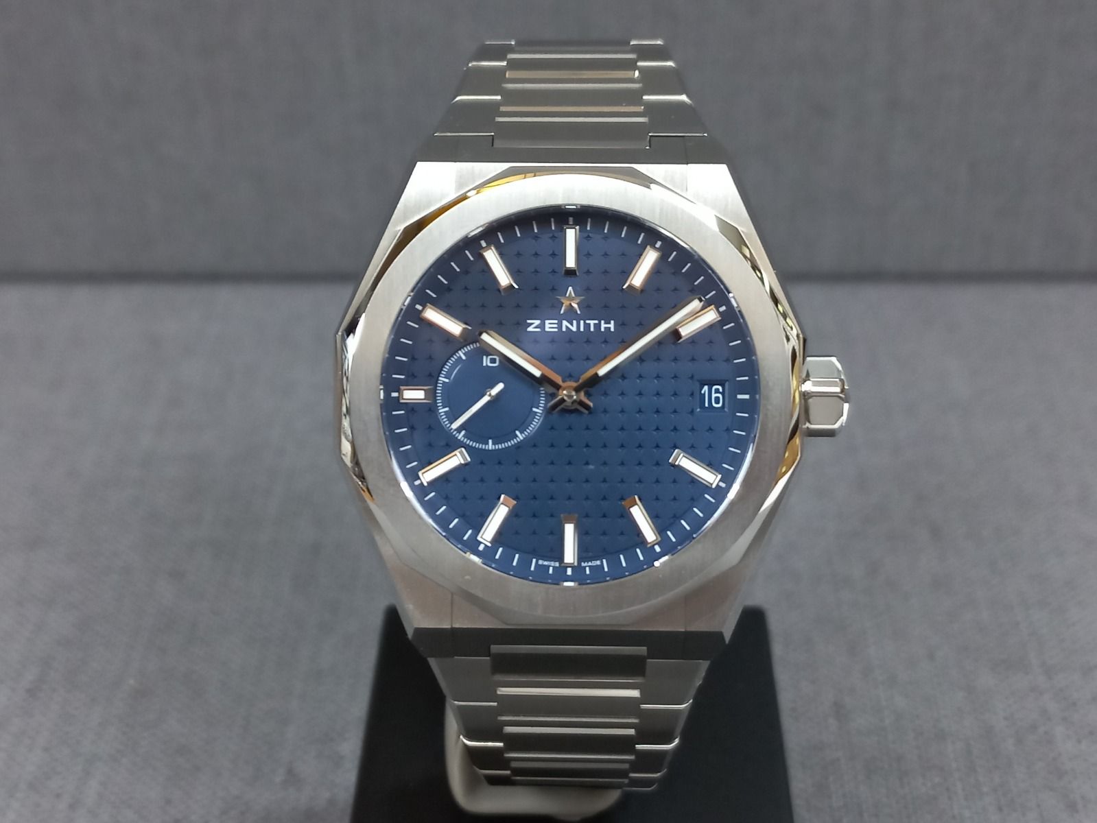 Zenith Defy Skyline 03.9300.3620/51.I001