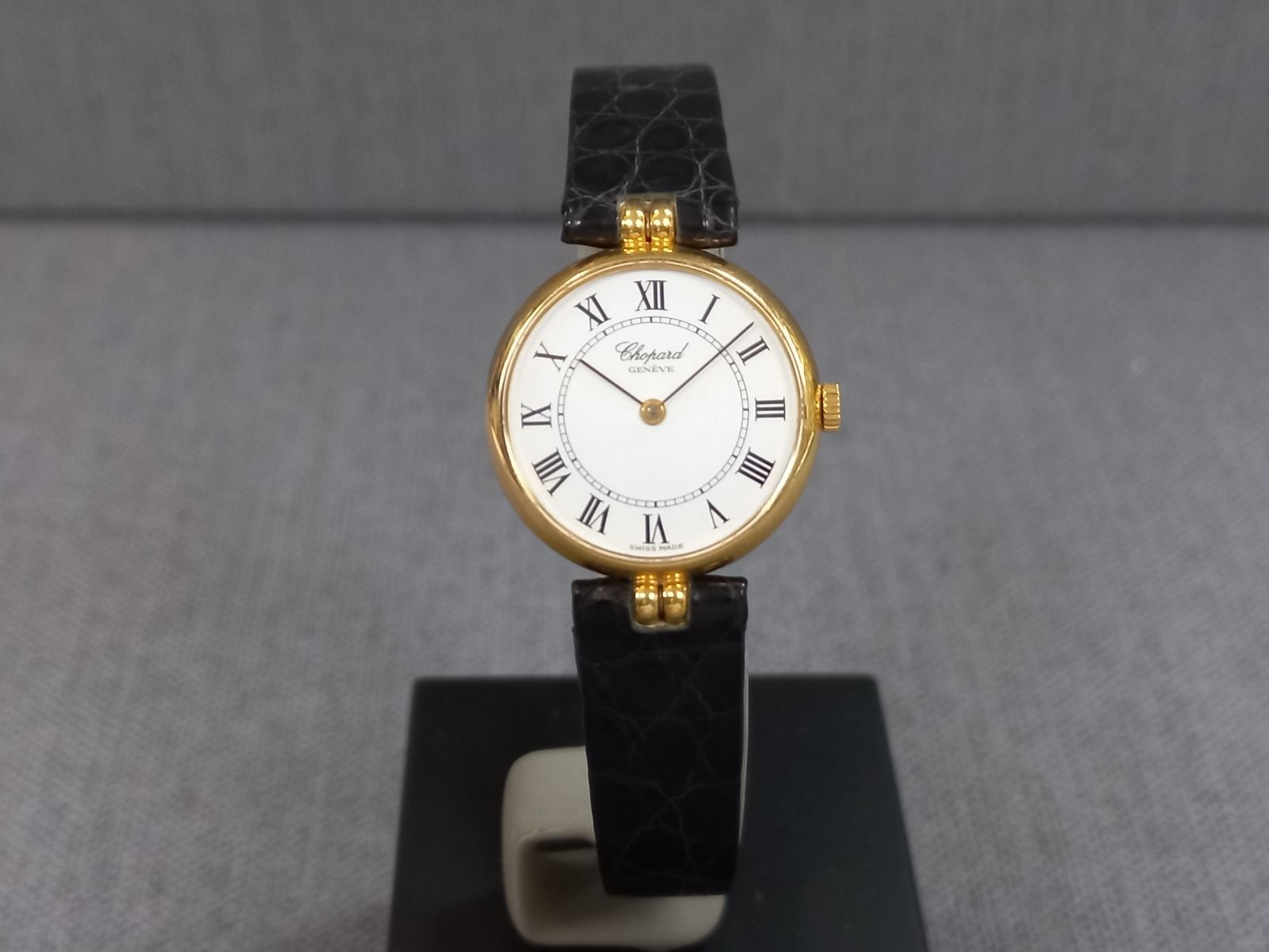 Chopard 18kt gold with quarts movement 4091