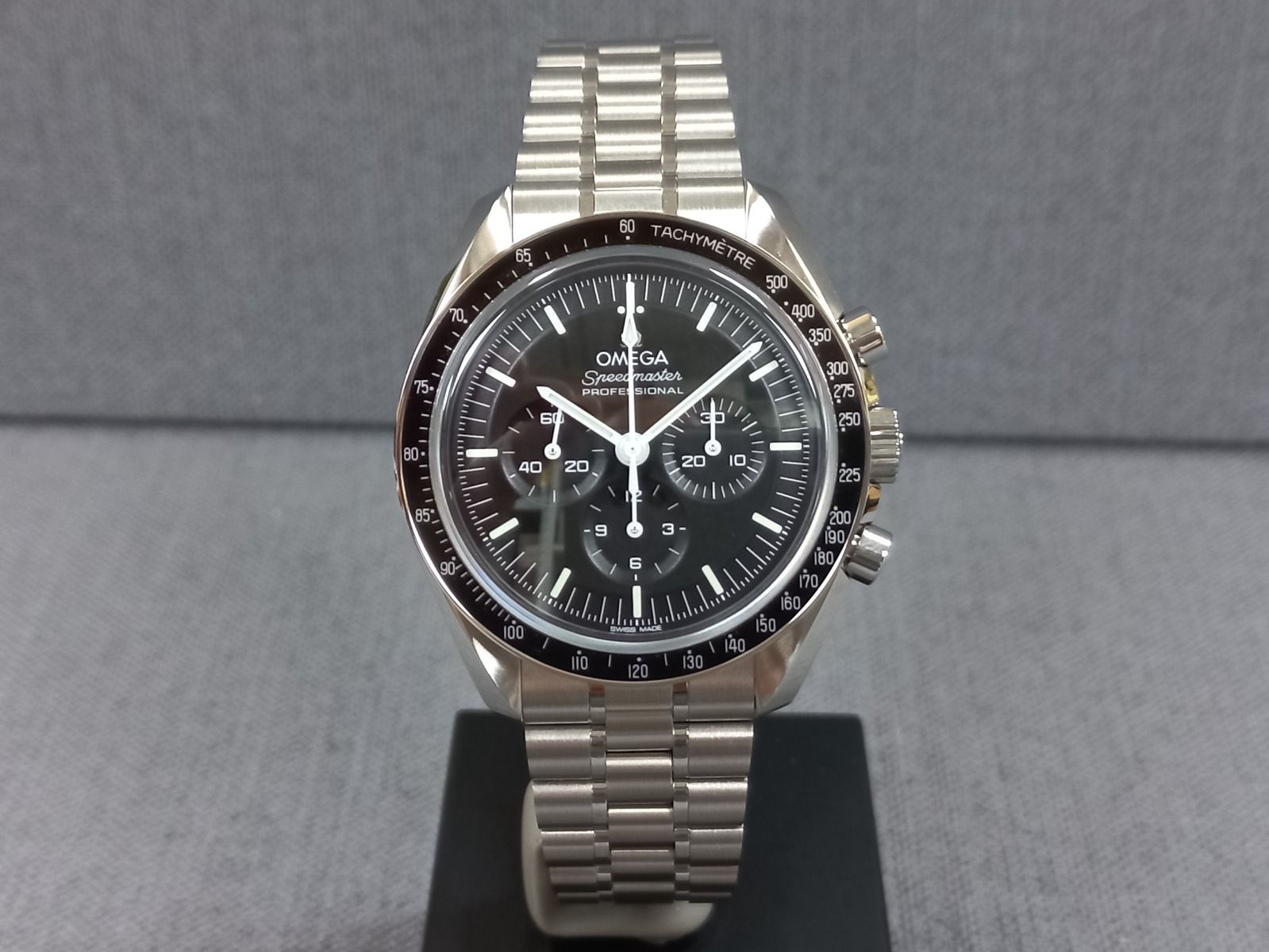Omega Speedmaster Moonwatch Co-Axial Master Chronometer 310.30.42.50.01.002