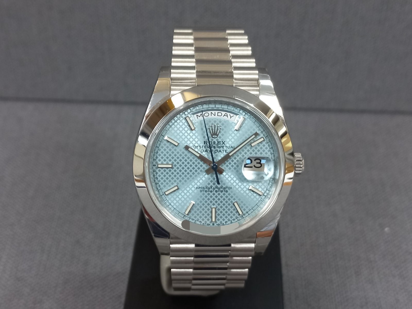 Rolex Day-Date 40 228206